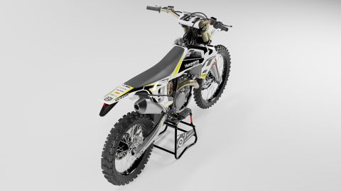 HUSQVARNA LACKEY - c1435-HUSQ56.jpg